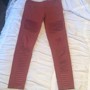 Alo moto leggings